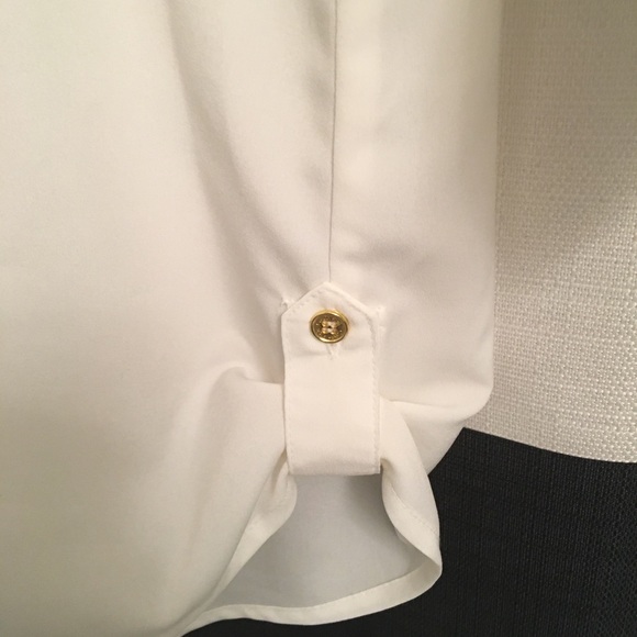 Calvin Klein shirt Euc - Picture 5 of 6